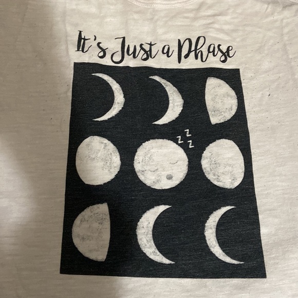 Full Moon Crescent Moon it’s just a Phase tank top Large - Picture 3 of 3
